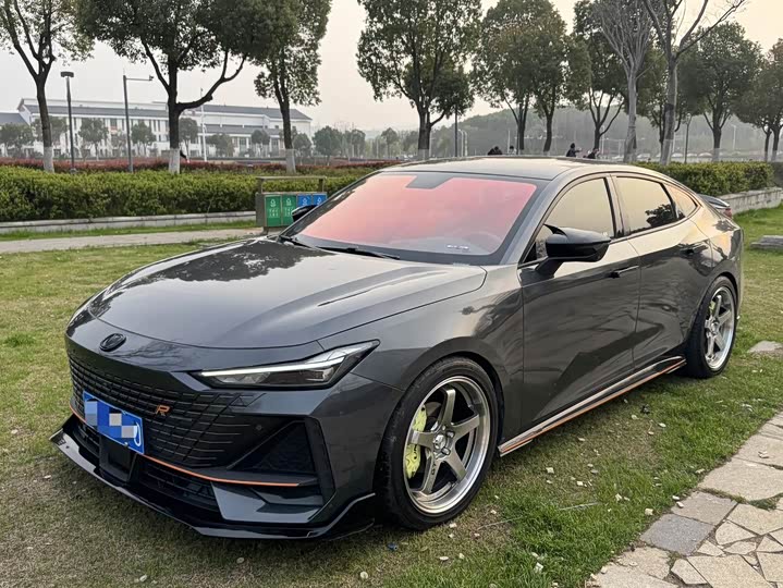 Changan UNI-V 2022 1.5 T