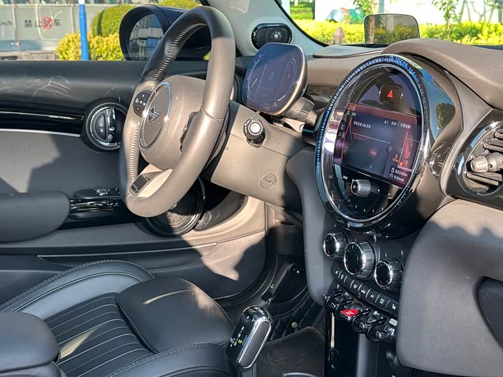 MINI Hatch — фото 11