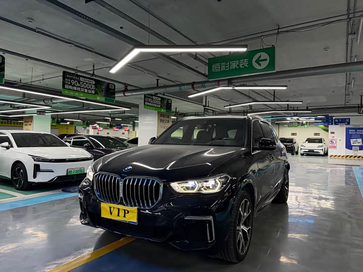 BMW X5 2022 x Drive 40 Li M — фото 1