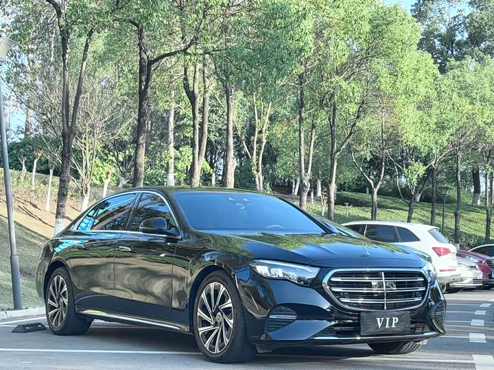 Mercedes-Benz E-Class 2025 E 300 L Luxury — фото 3