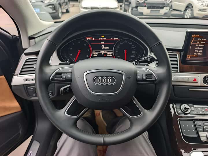 Audi A8 2017 A 8 L 45 TFSI quattro — фото 7