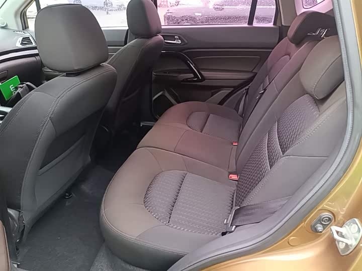 Trumpchi GS4 2015 200 T G-DCT — фото 17