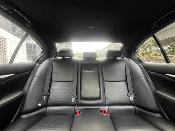 Infiniti Q50L 2015 2.0 T — фото 58