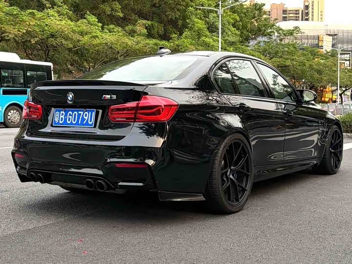 BMW M3 — фото 3