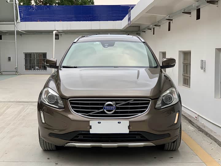 Volvo XC60 2015 T 5 — фото 2