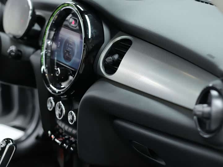 MINI Hatch — фото 12