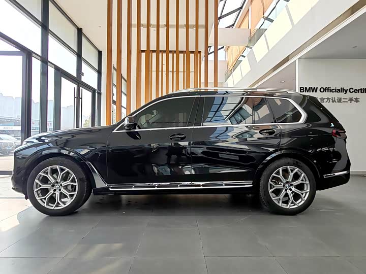 BMW X7 2024 x Drive 40i Leading — фото 3