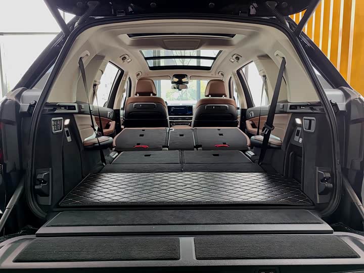 BMW X7 2024 x Drive 40i Leading — фото 16