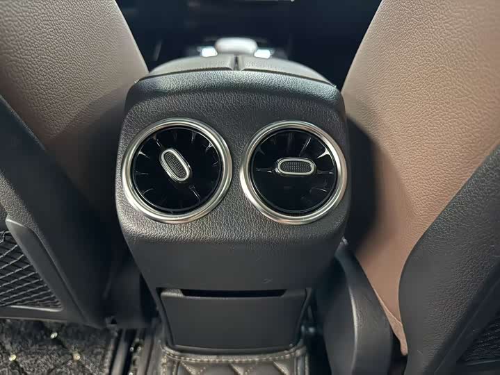 Mercedes-Benz A-Class 2019 A 200 L — фото 17