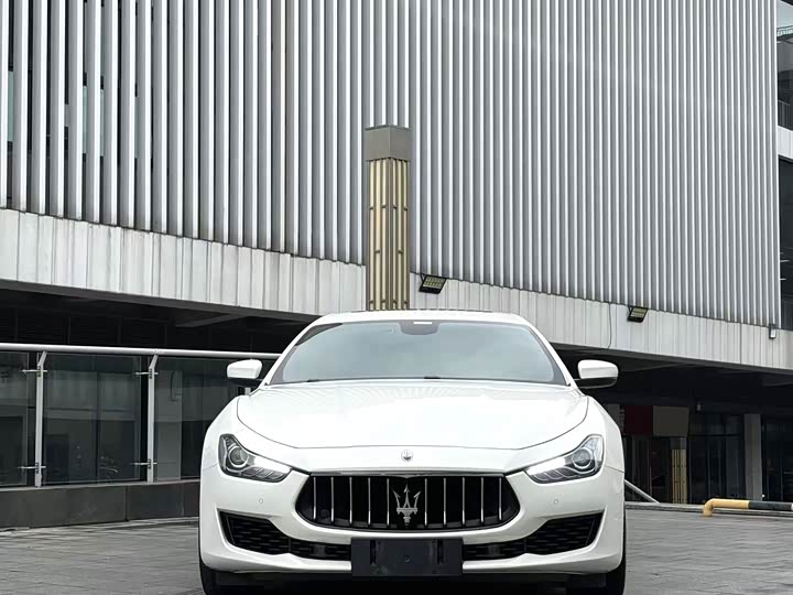 Maserati Ghibli 2021 2.0 T — фото 2