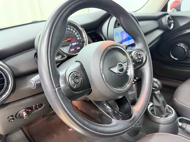 MINI Hatch — фото 15