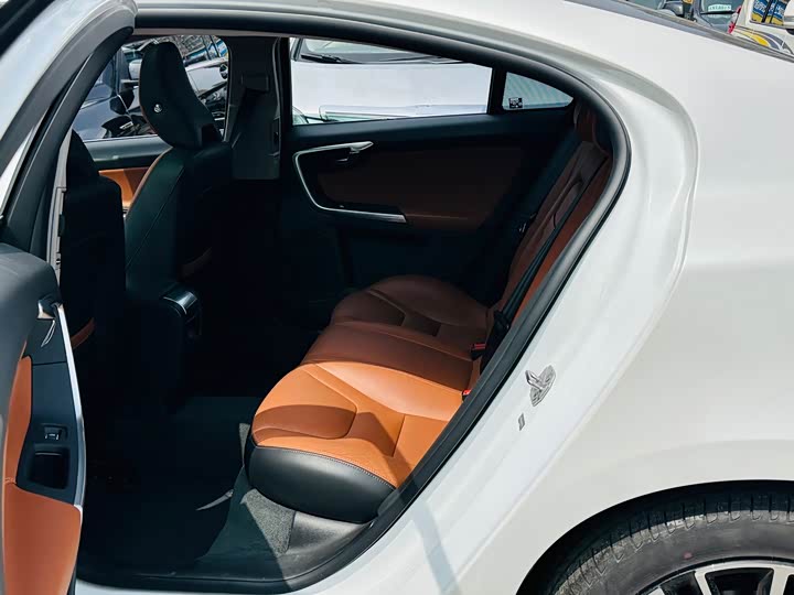 Volvo S60 2018 S 60 L T 5 — фото 9