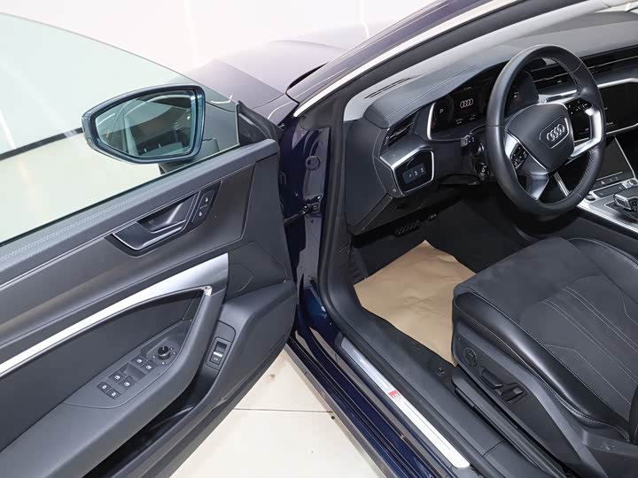 Audi A7L 2024 45 TFSI S-line — фото 14