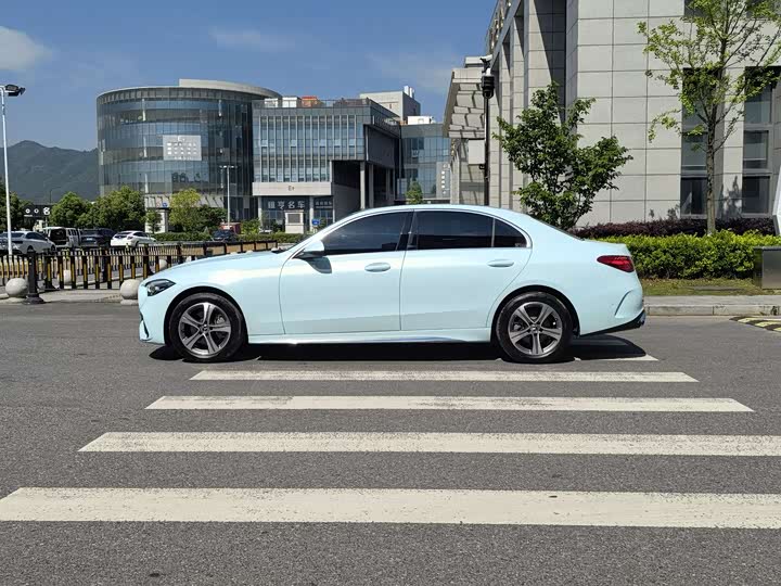 Mercedes-Benz C-Class 2022 C 200 L — фото 2