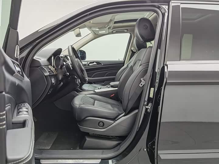 BAIC BJ 90 2021 4.0 T — фото 10