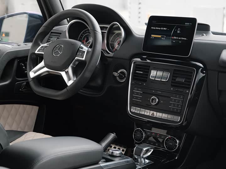 Mercedes-Benz G-Class 2016 AMG G 63 — фото 12