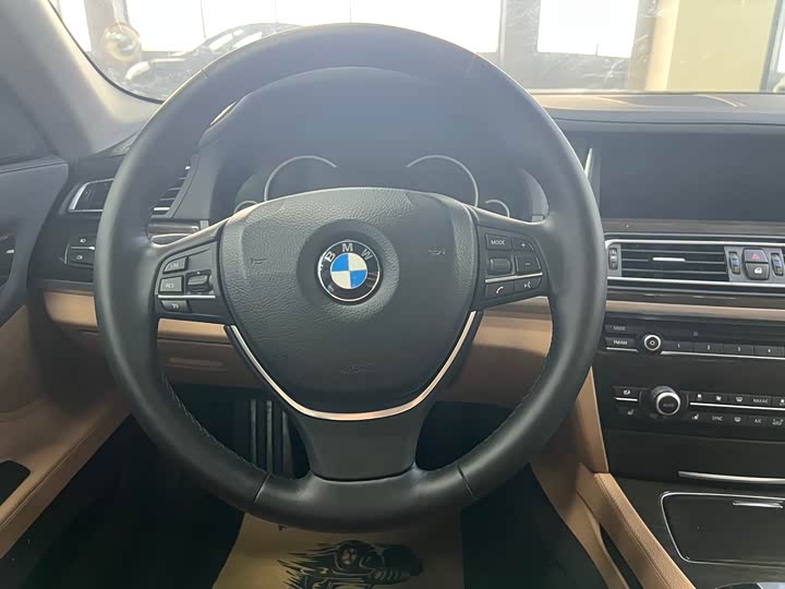 BMW 7 Series 730Li люкс — фото 10
