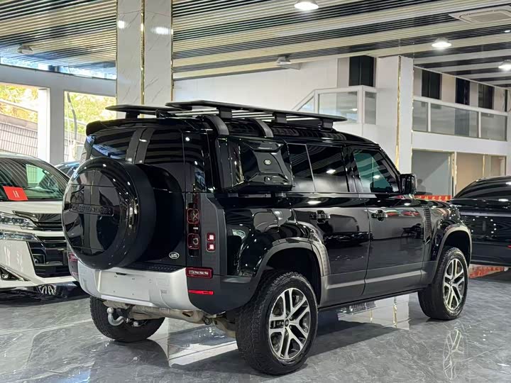 Land Rover Defender — фото 12
