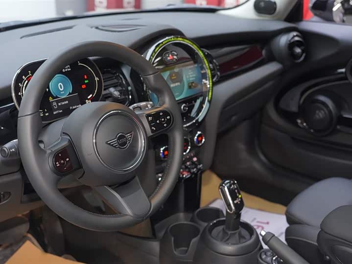 MINI Hatch — фото 11