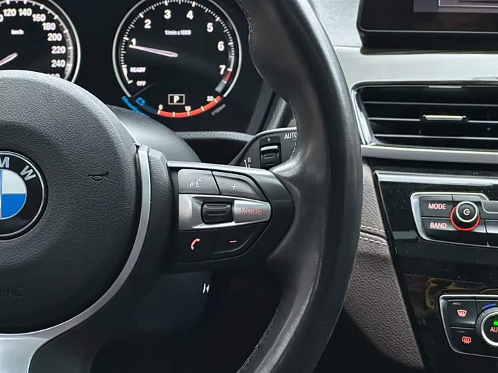 BMW X1 2021 x Drive 25 Li — фото 16