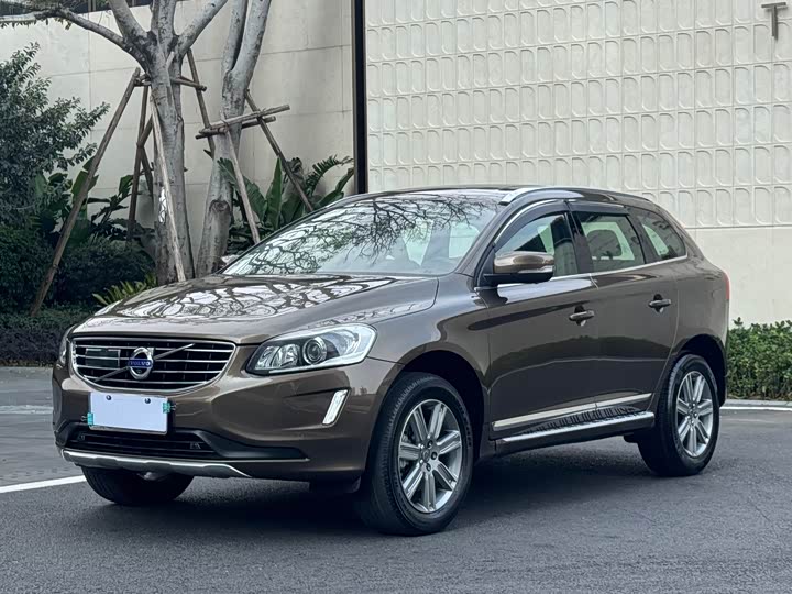 Volvo XC60 2015 T 5 AWD — фото 1