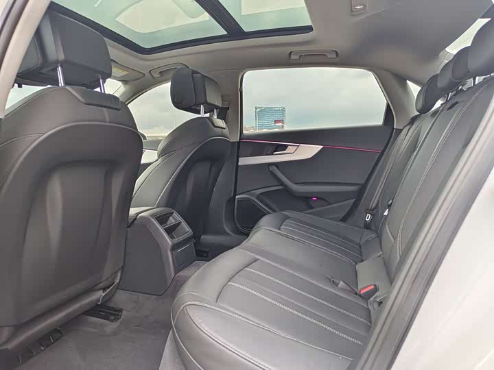 Audi A4L 2020 40 TFSI — фото 28