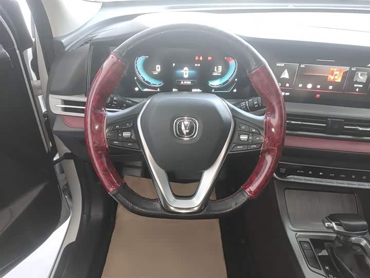 Changan CS55 PLUS 2020 1.5 T AT — фото 11