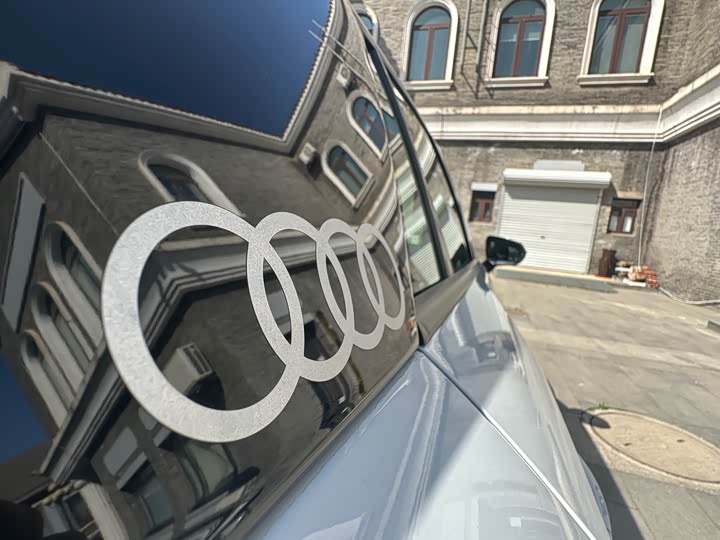 Audi Q2L 2024 35 TFSI — фото 16