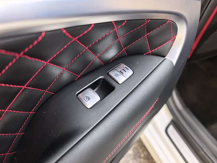 Genesis G 70 2021 2.0 T 4 WDFlagship — фото 15