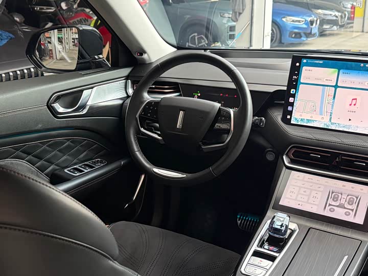 Wey DHT-PHEV 2022 1.5 T 4 WD — фото 12