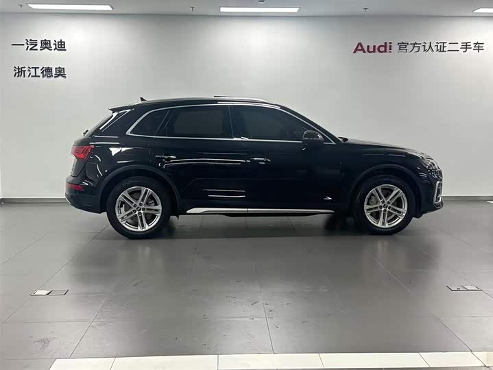 Audi Q5L 2021 40 TFSI — фото 3