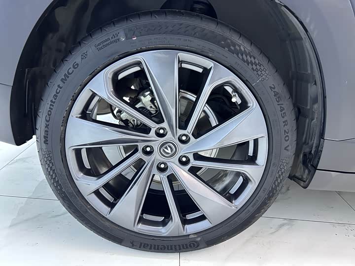 Changan UNI-T 2020 1.5 T Flagship — фото 24
