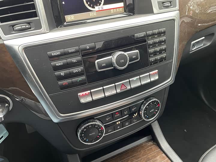Mercedes-Benz M-Class 2014 ML 350 CDI 4 MATIC — фото 9