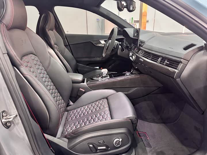 Audi RS4 2024 RS 4 Avant — фото 10