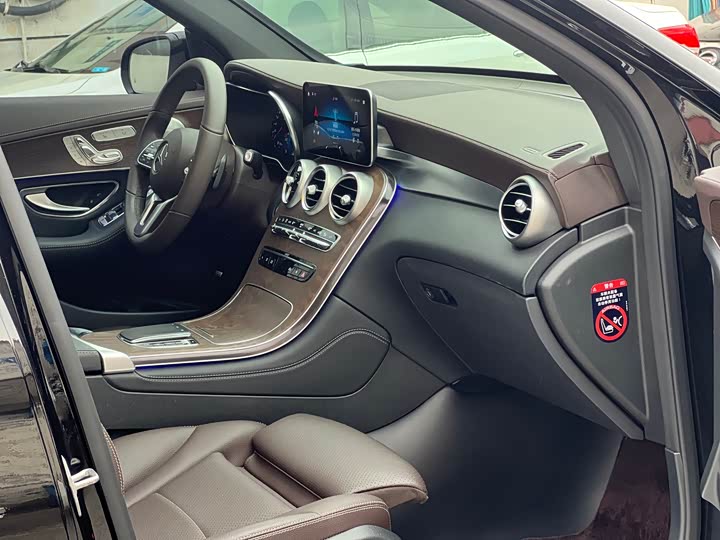 Mercedes-Benz GLC 2021 GLC 300 L 4 MATIC — фото 22