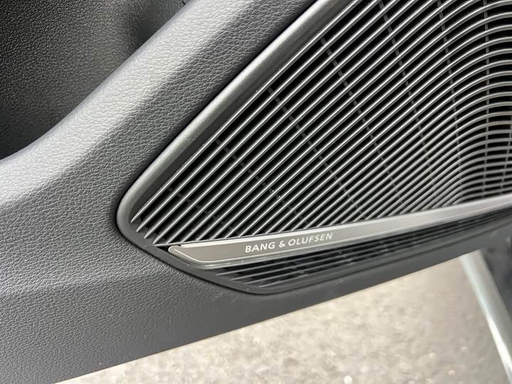 Audi A5 2024 Sportback 40 TFSI quattro — фото 7