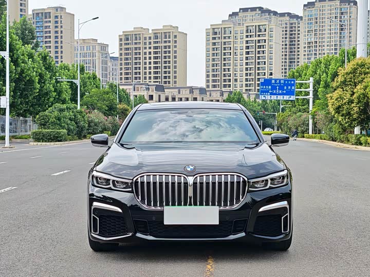 BMW 7 Series 730Li M спортпакет — фото 2