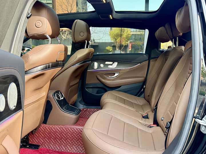Mercedes-Benz E-Class 2021 E 300 L Premium — фото 12