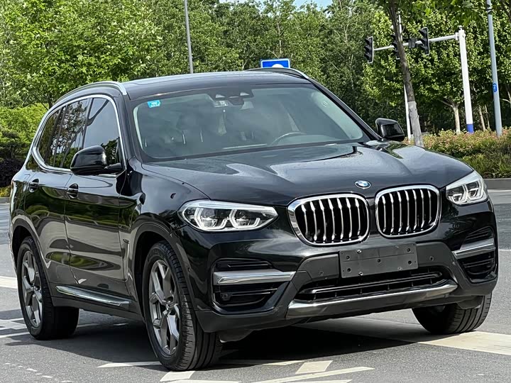 BMW X3 2019 x Drive 28i — фото 3