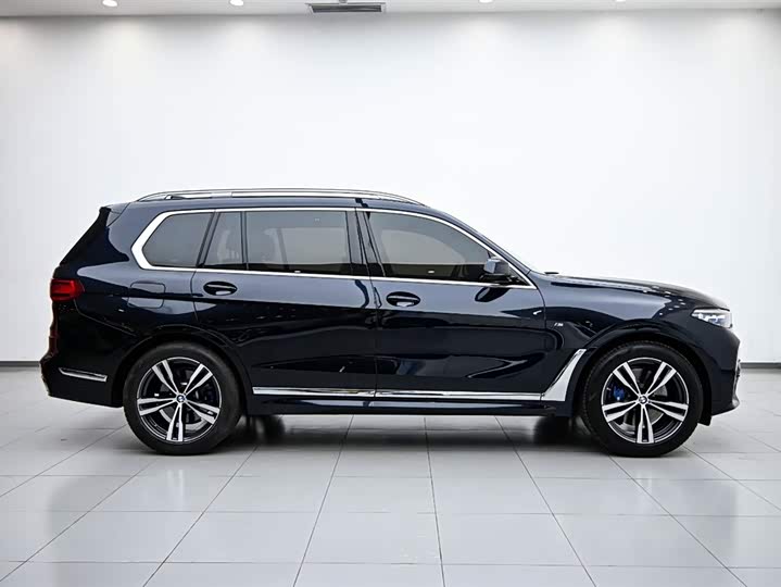 BMW X7 2022 x Drive 40i M — фото 6