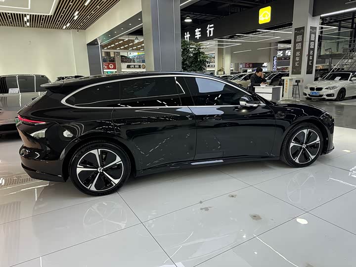 NIO ET5T 2025 75k Wh Touring — фото 23