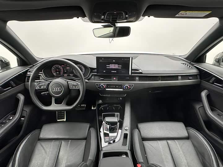 Audi A4L 2023 40 TFSI — фото 18