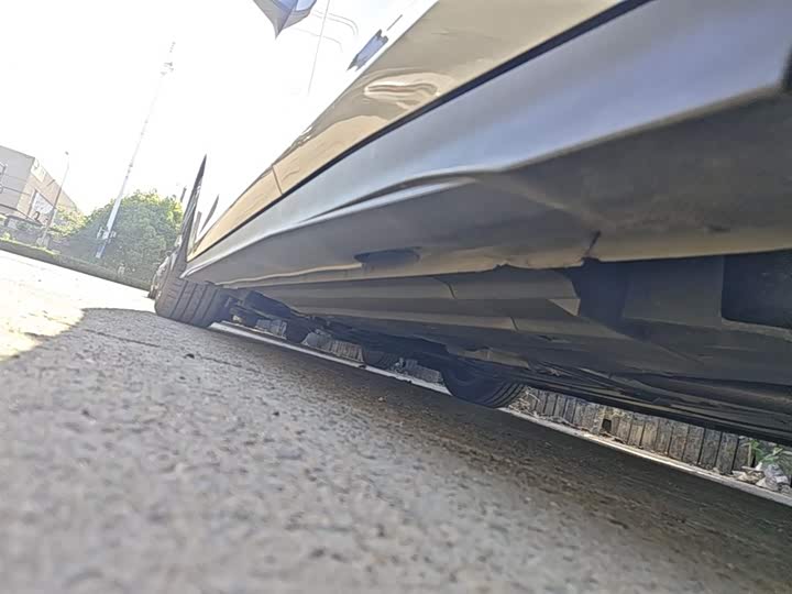 Changan UNI-V 2024 1.5 T Premium — фото 22