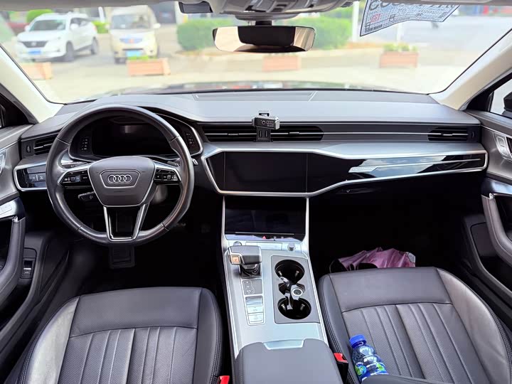 Audi A6 2023 allroad quattro 55 TFSI — фото 13