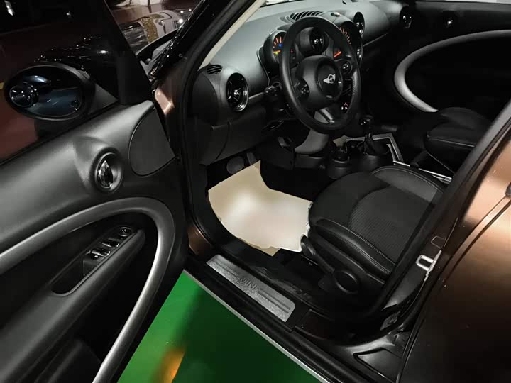 MINI Countryman — фото 13