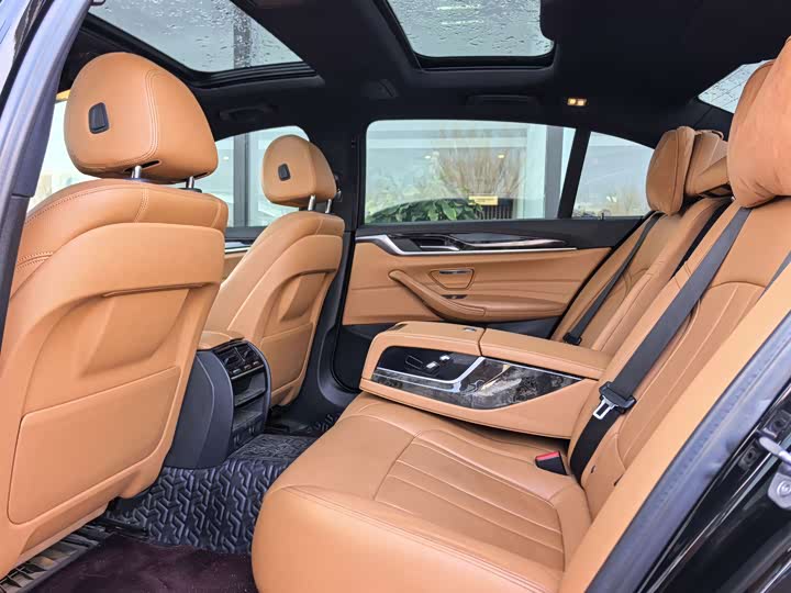 BMW 5-Series 2018 530 Li Leading M — фото 13