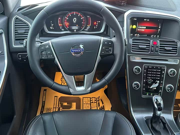 Volvo XC60 2016 T 5 AWD — фото 5