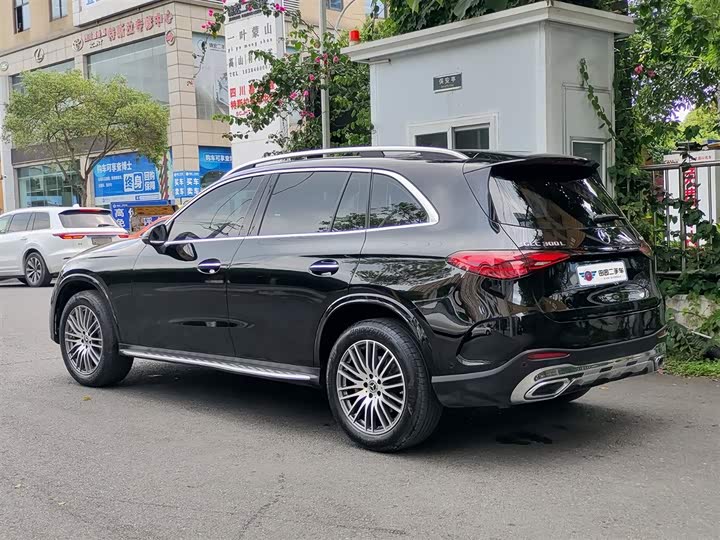Mercedes-Benz GLC 2023 GLC 300 L 4 MATIC 5 — фото 4