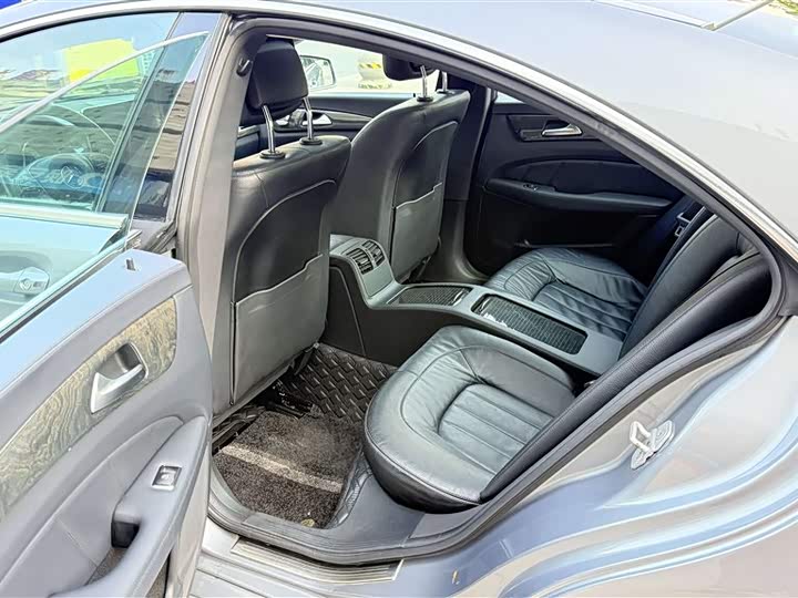 Mercedes-Benz CLS 2015 CLS 320 — фото 11