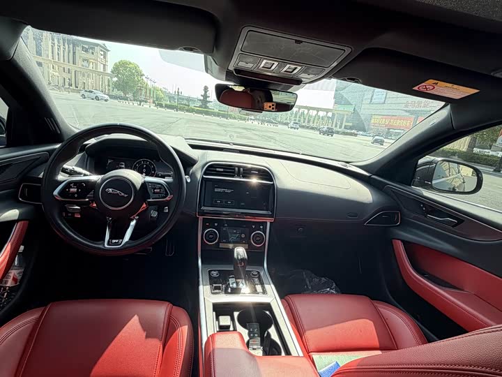Jaguar XEL 2023 2.0 T 250 PS R-DYNAMIC S — фото 4